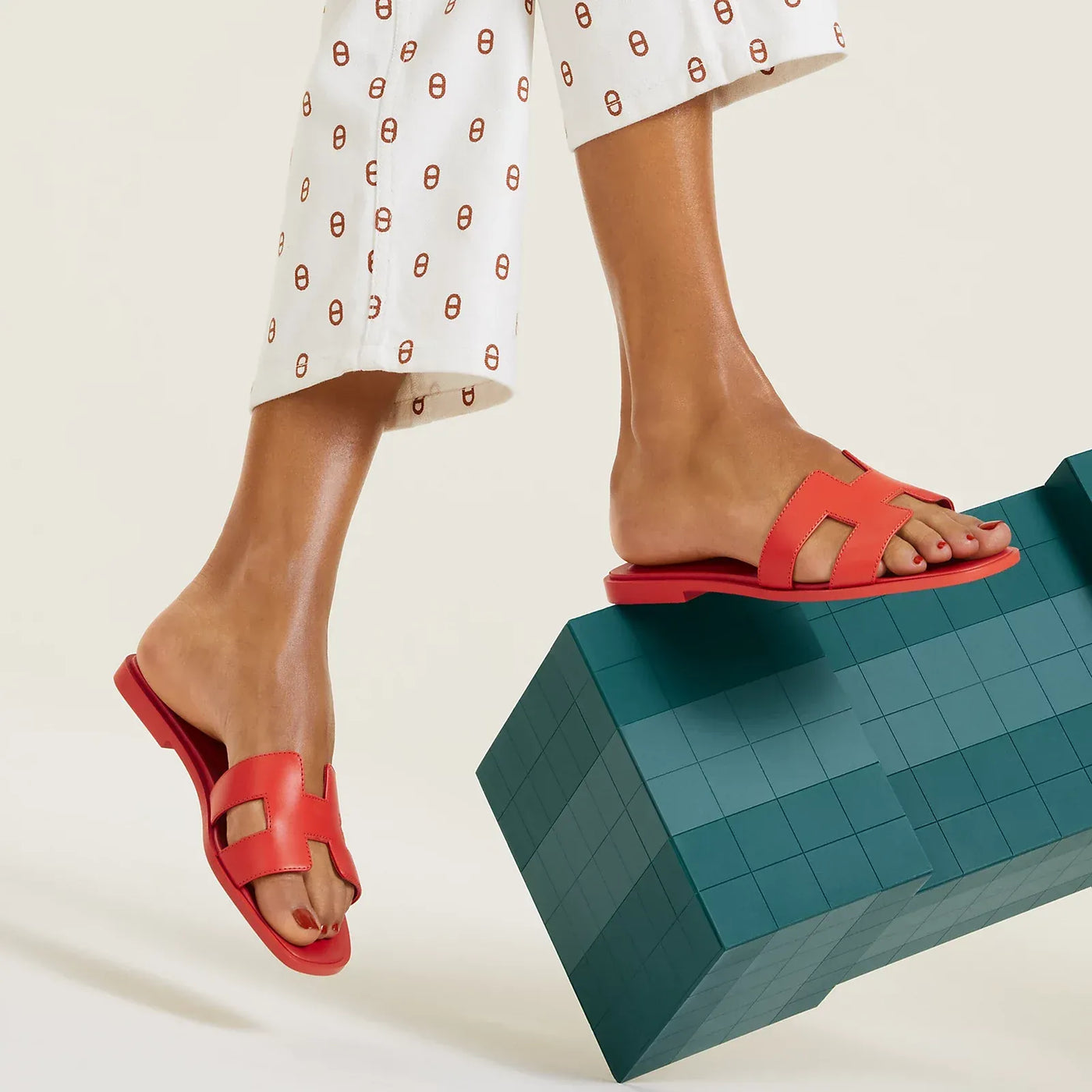 ARIS™ | Elegante sandaler