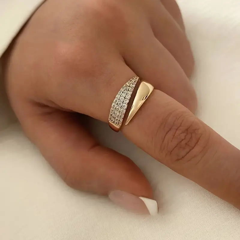 Radiate™ | Elegant Ring