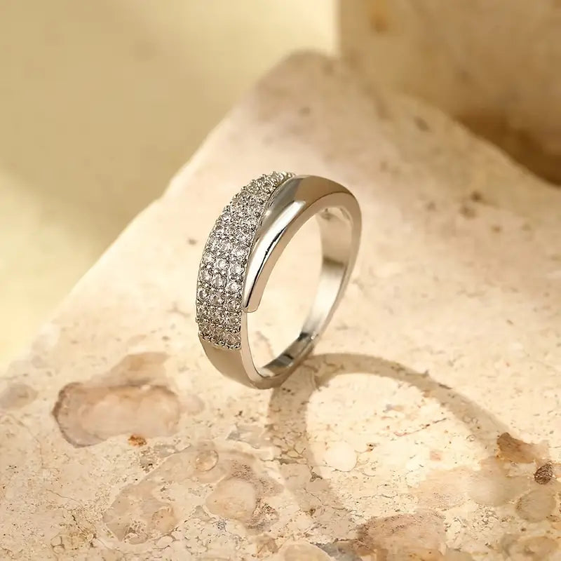 Radiate™ | Elegant Ring